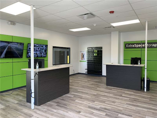 HOME IMPROVEMENT STORE AT CLAY 13090 visual data 6