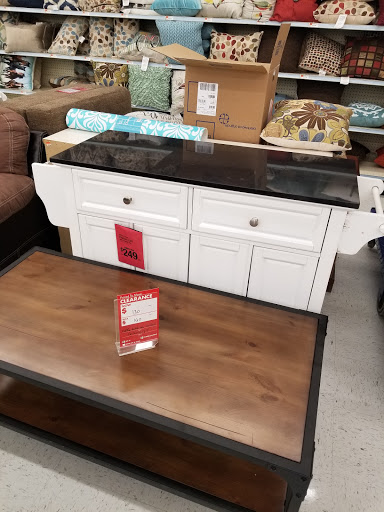 Big Lots - Furniture Expertise at 29712 Southfield Rd, Southfield, MI ...