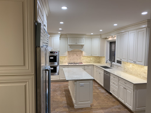 Raymour & Flanigan Furniture and Mattress Outlet - Furniture Expertise ...