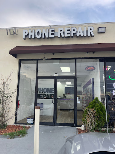 Rooms To Go - Waterford Lakes - Furniture Expertise at 1500 N Alafaya ...