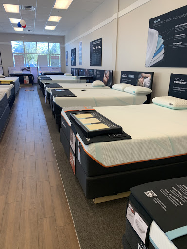 Rooms To Go - Waterford Lakes - Furniture Expertise at 1500 N Alafaya ...